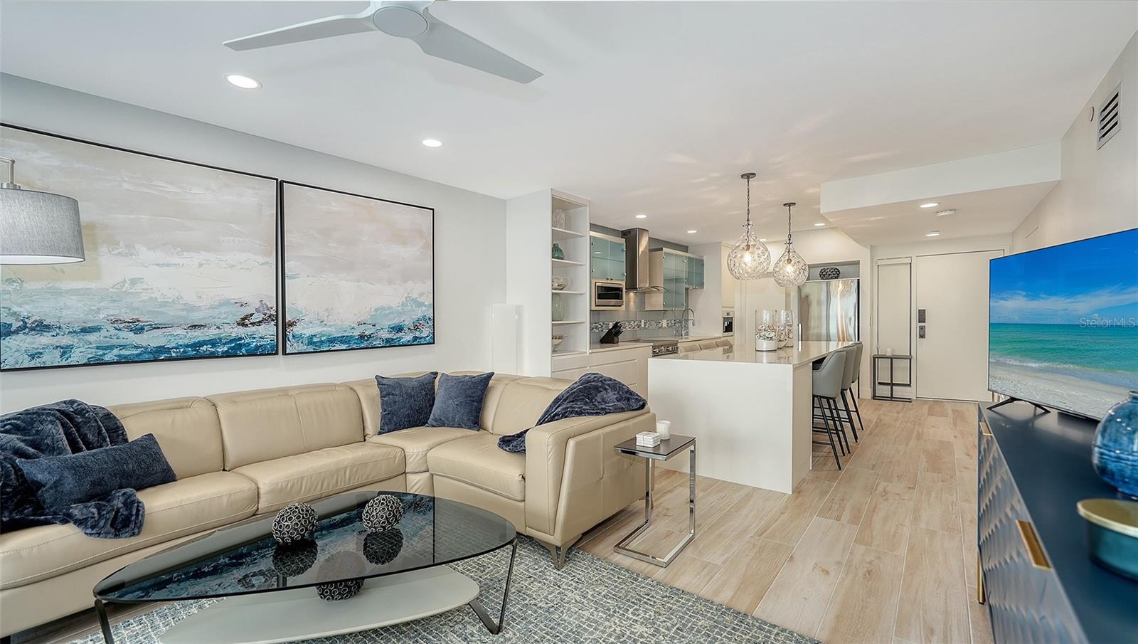 Image 10 of 67 For 1932 Harbourside Drive 244