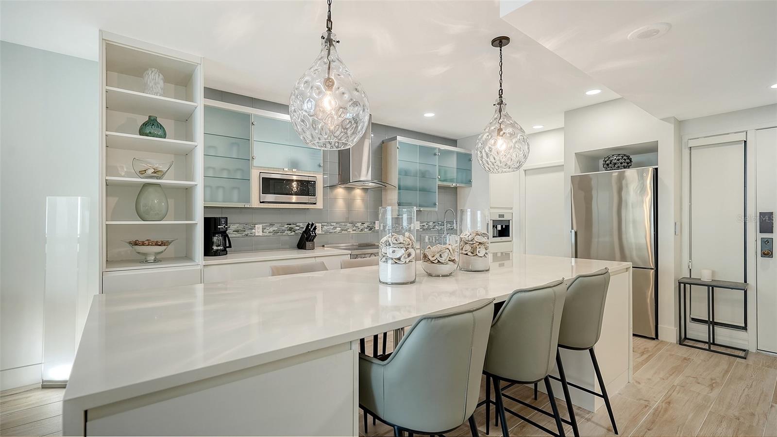 Image 17 of 67 For 1932 Harbourside Drive 244