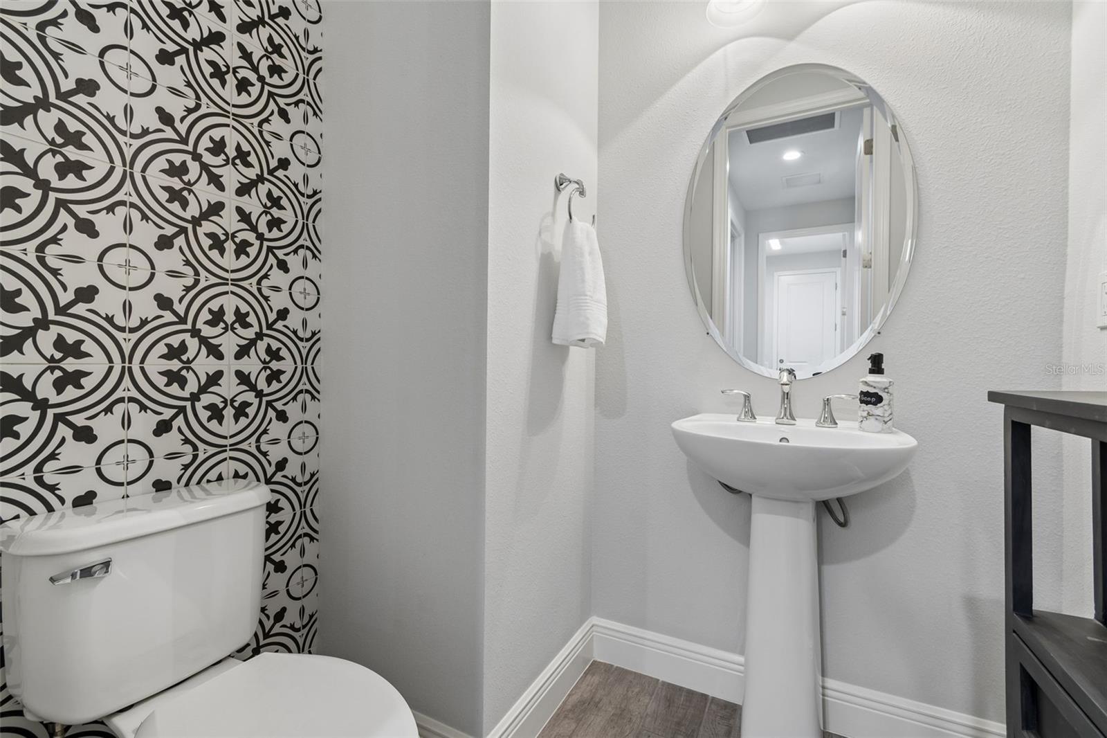 Image 57 of 100 For 1008 Siberian Glen