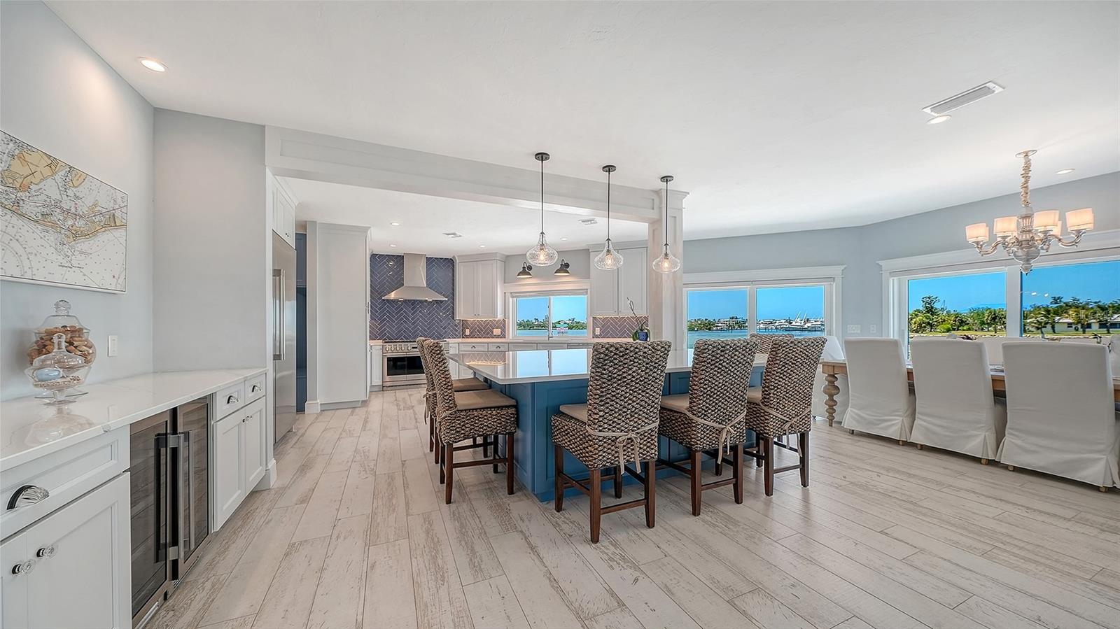 Image 14 of 80 For 723 Key Royale Drive