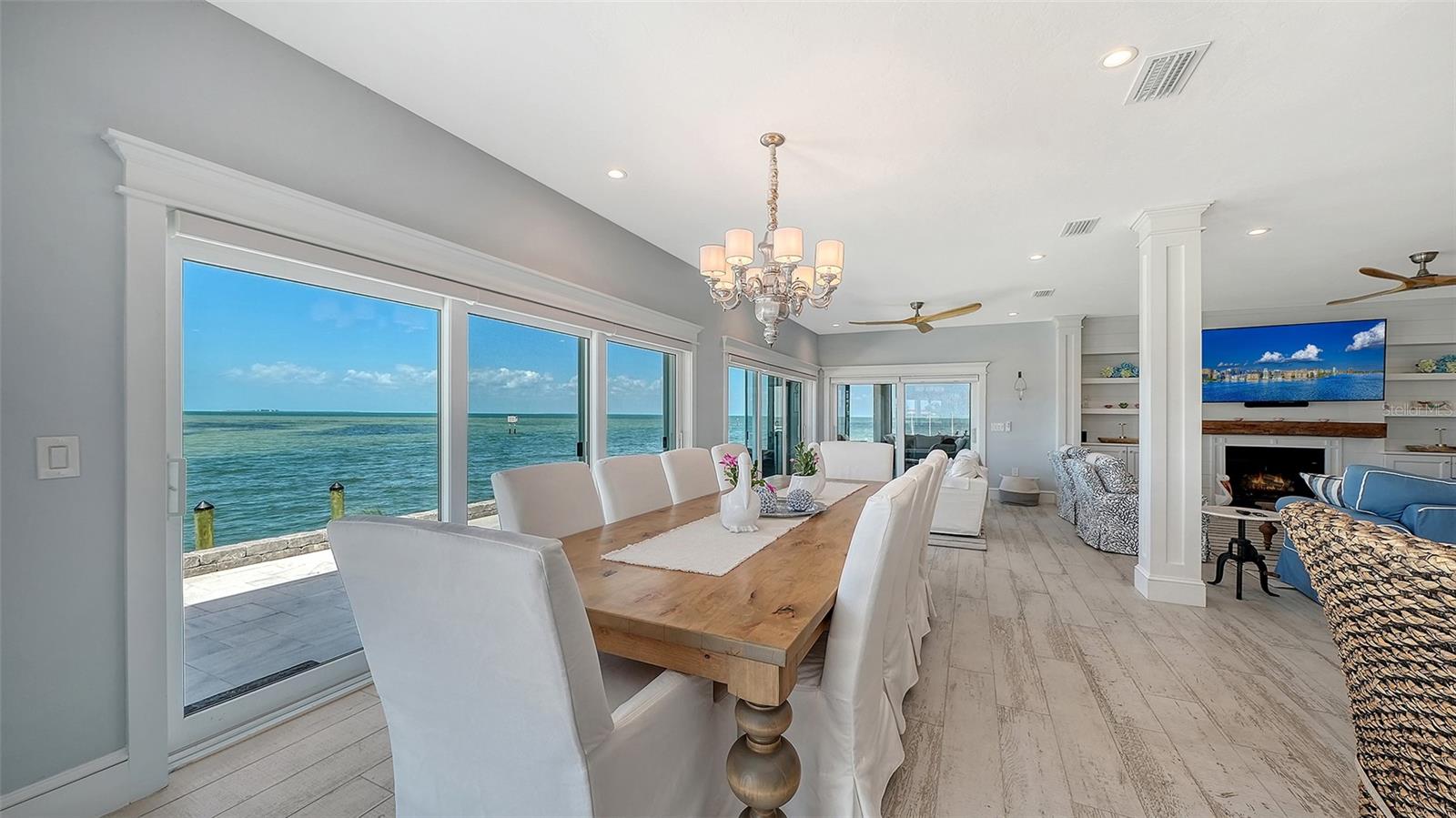 Image 19 of 80 For 723 Key Royale Drive