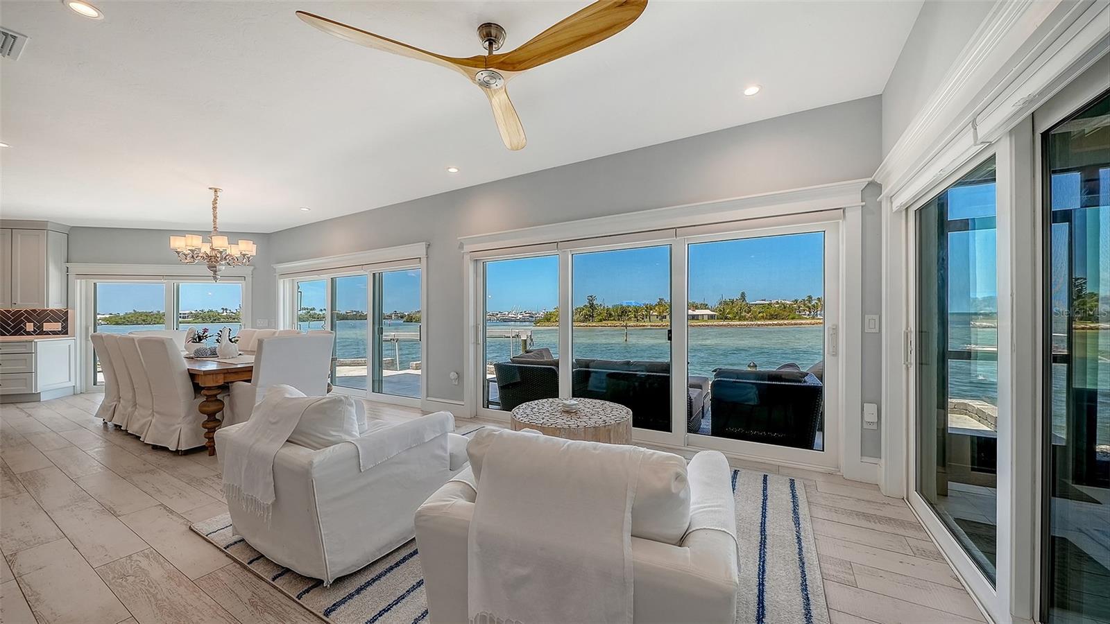 Image 21 of 80 For 723 Key Royale Drive