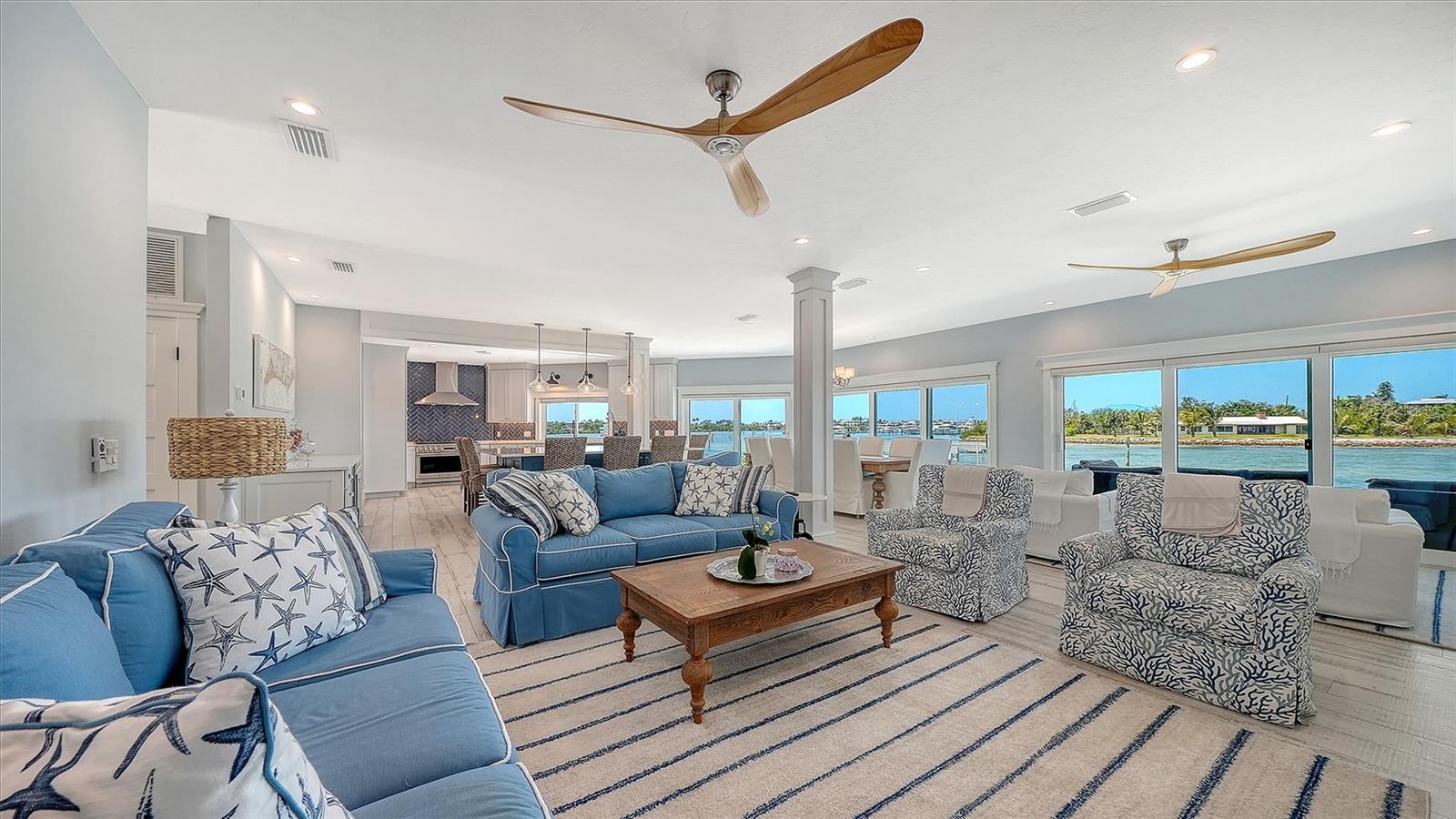 Image 22 of 80 For 723 Key Royale Drive