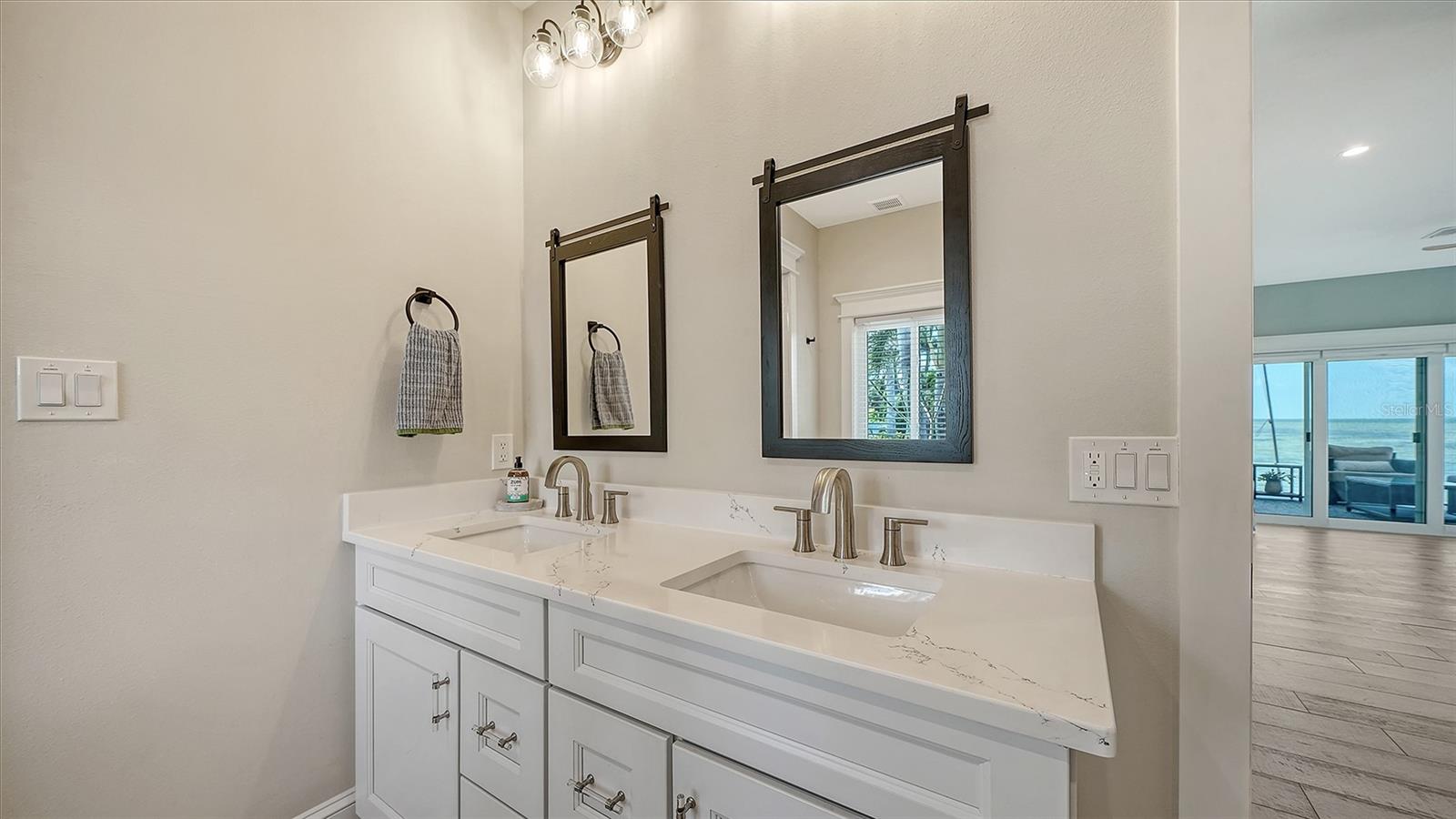 Image 31 of 80 For 723 Key Royale Drive