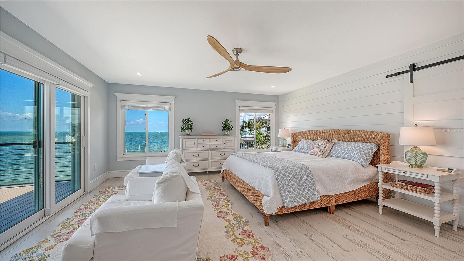 Image 39 of 80 For 723 Key Royale Drive