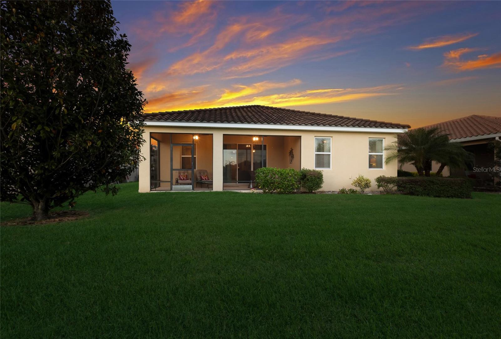 Image 37 of 50 For 2937 Esmeralda Drive