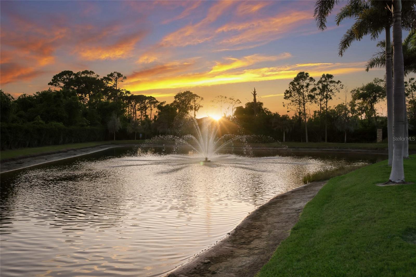 Image 38 of 50 For 2937 Esmeralda Drive