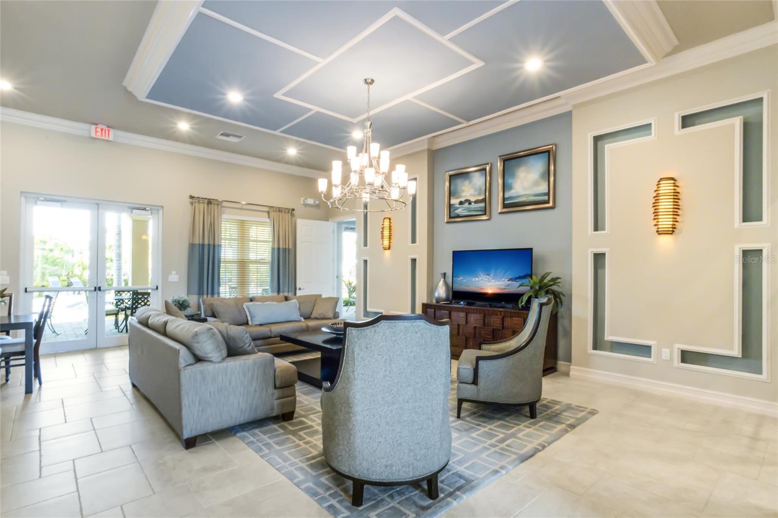 Image 40 of 50 For 2937 Esmeralda Drive