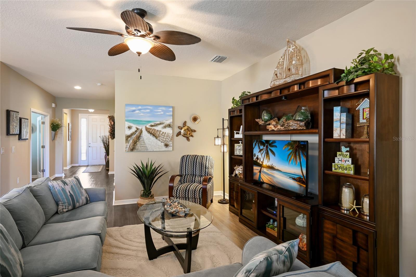 Image 6 of 50 For 2937 Esmeralda Drive