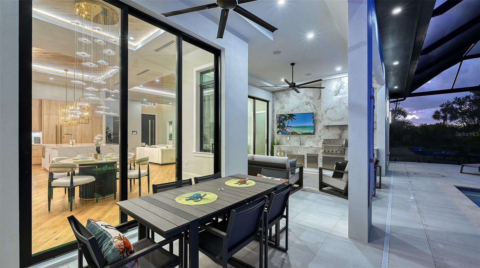 Image 32 of 45 For 413 Island Circle