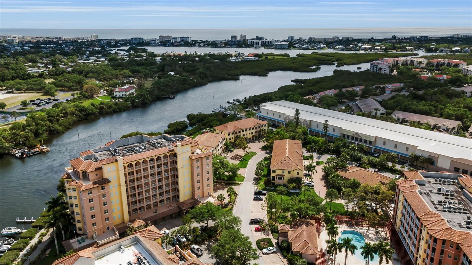 Image 33 of 34 For 5589 Cannes Circle