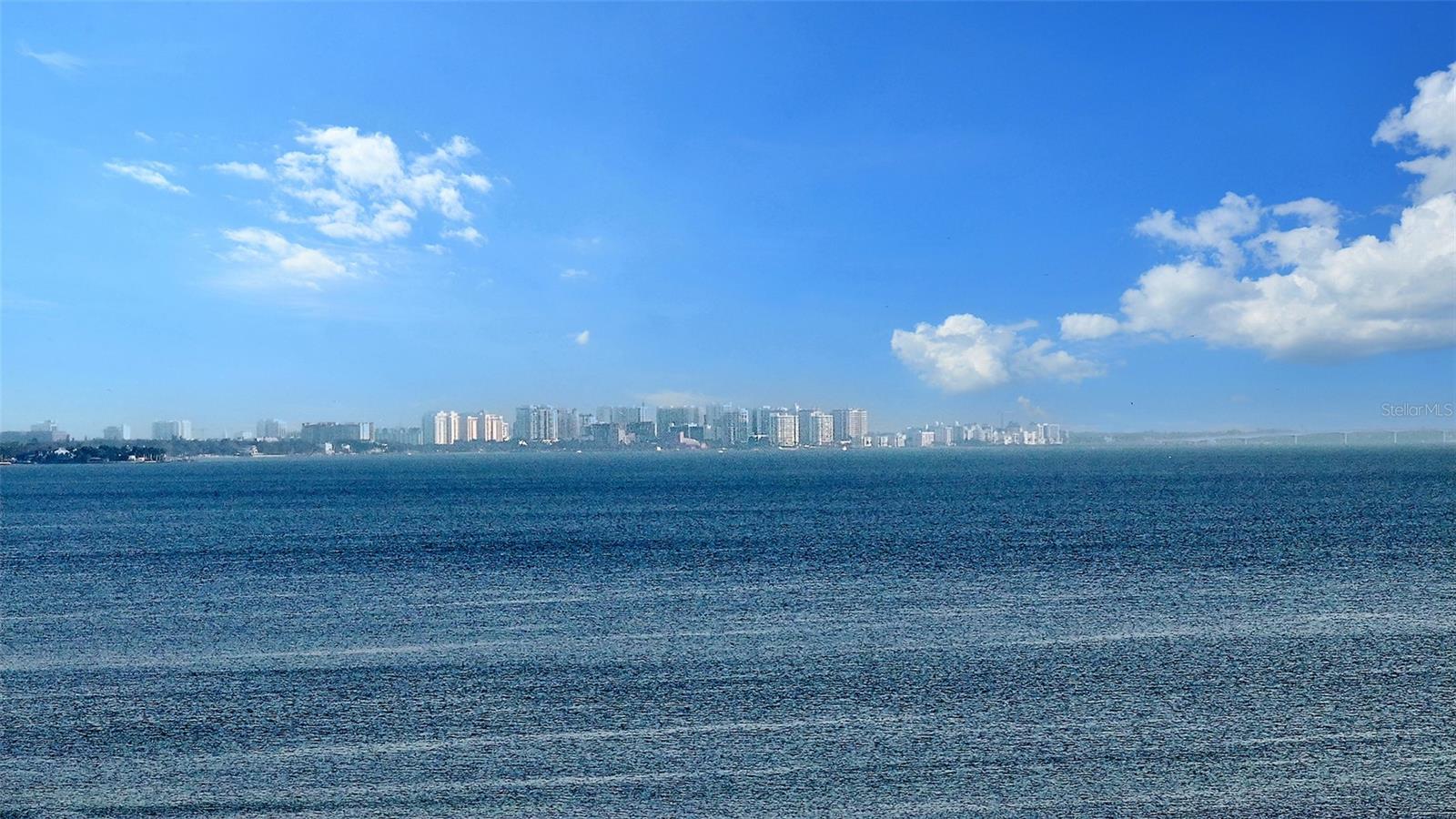 Image 35 of 46 For 4557 Bay Club Drive