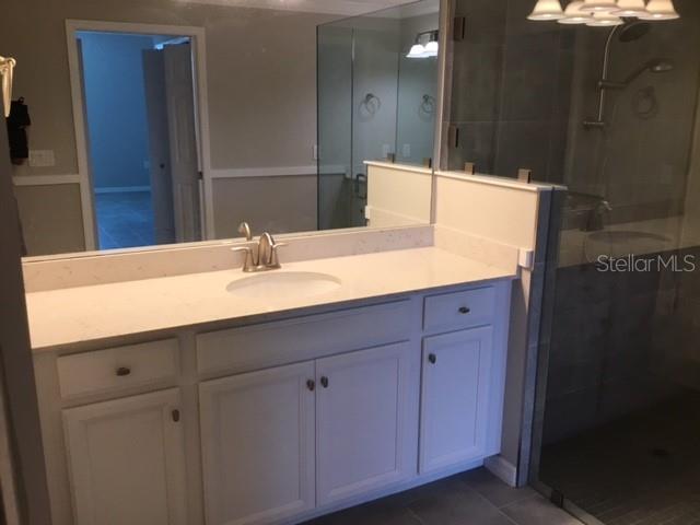 Image 9 of 19 For 12047 Hawthorn Lake Drive 4012