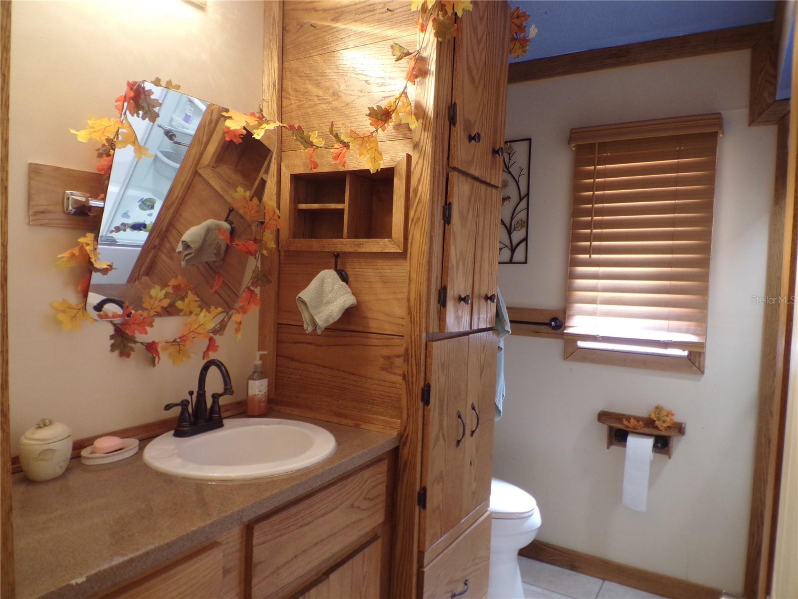 Image 10 of 23 For 7102 12th Court E