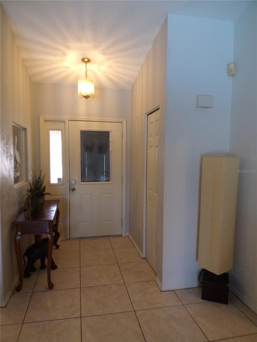 Image 7 of 23 For 7102 12th Court E