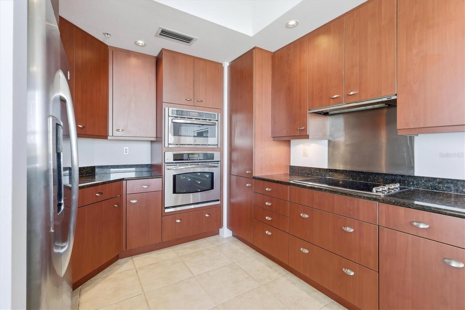 Image 11 of 46 For 50 Central Ave  16-c