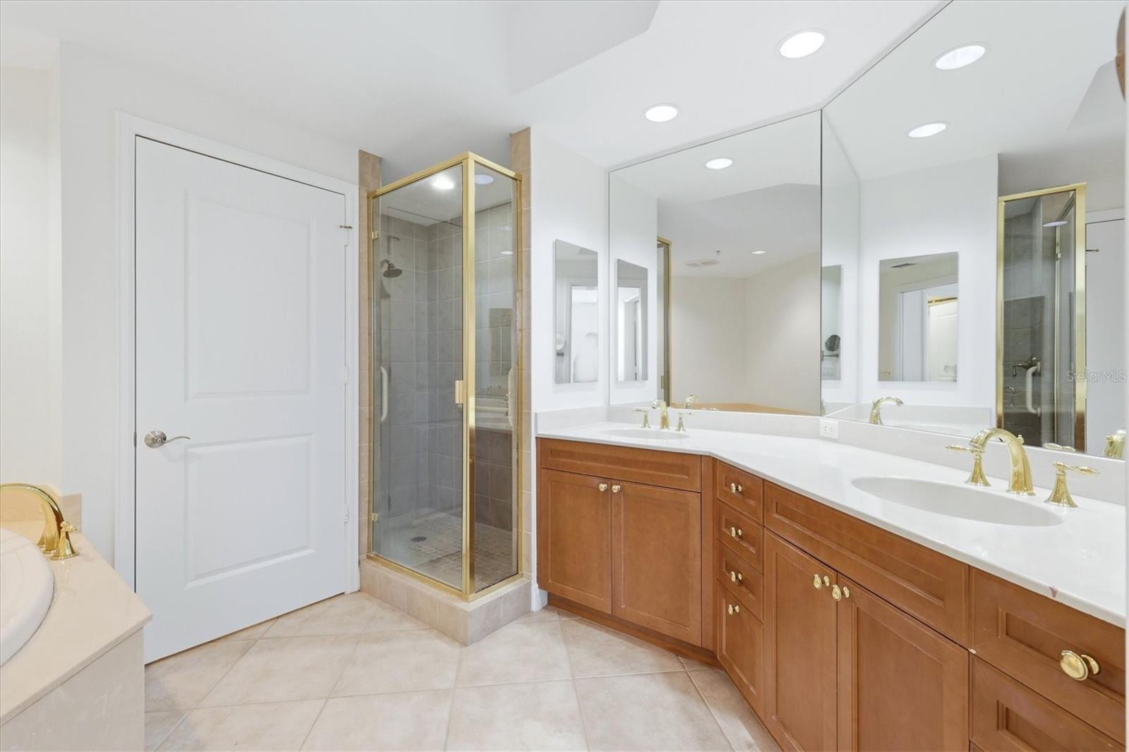 Image 21 of 46 For 50 Central Ave  16-c