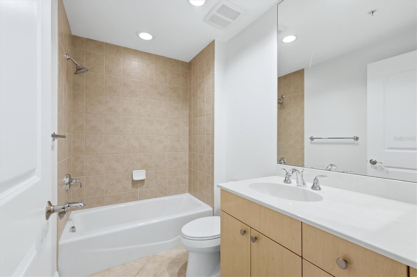 Image 27 of 46 For 50 Central Ave  16-c