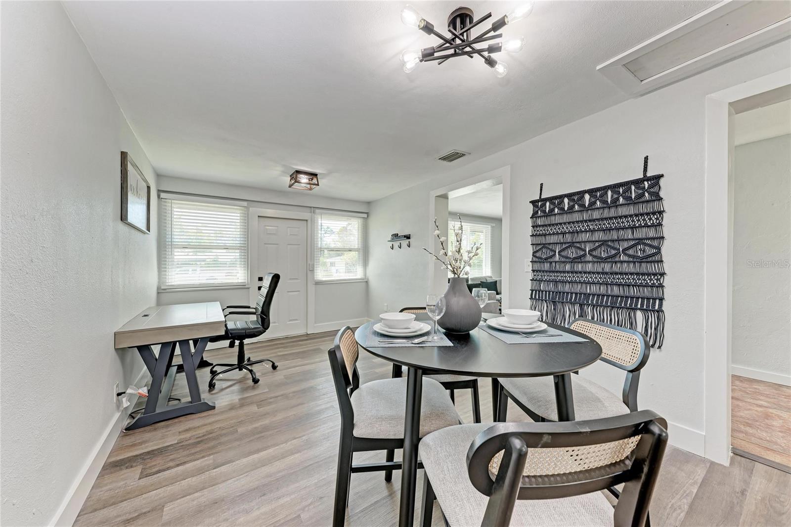 Image 10 of 17 For 339 Suwanee Avenue