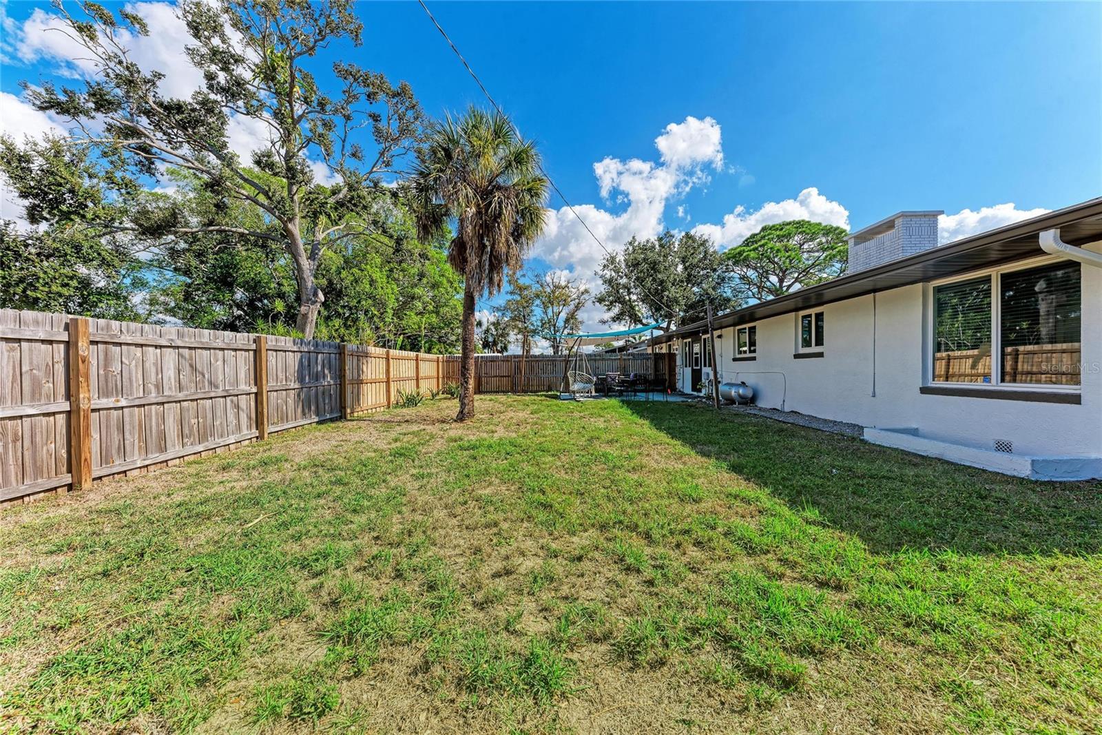 Image 17 of 17 For 339 Suwanee Avenue