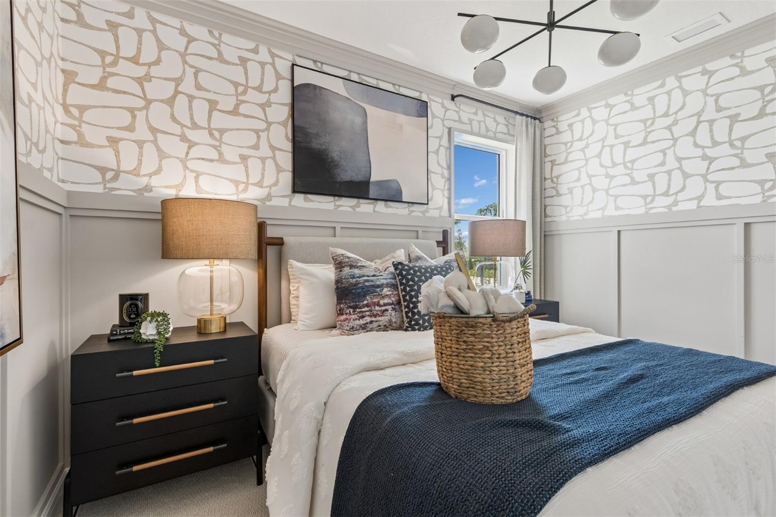 Image 27 of 59 For 9670 Crystal Isles Circle