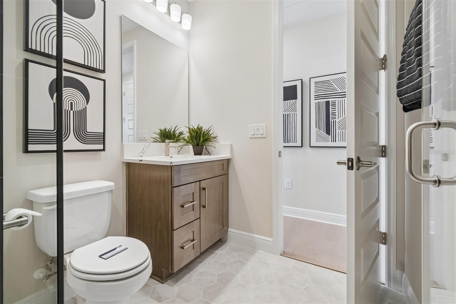 Image 38 of 59 For 9670 Crystal Isles Circle