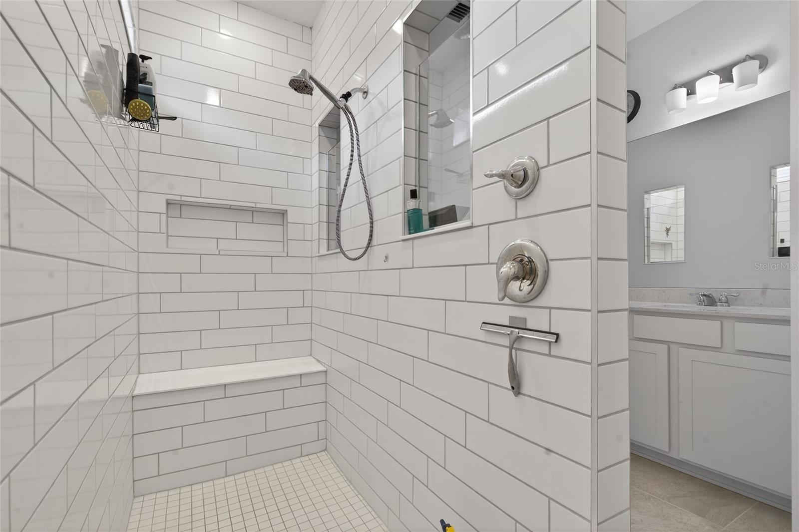 Image 6 of 69 For 3104 61st Terrace E