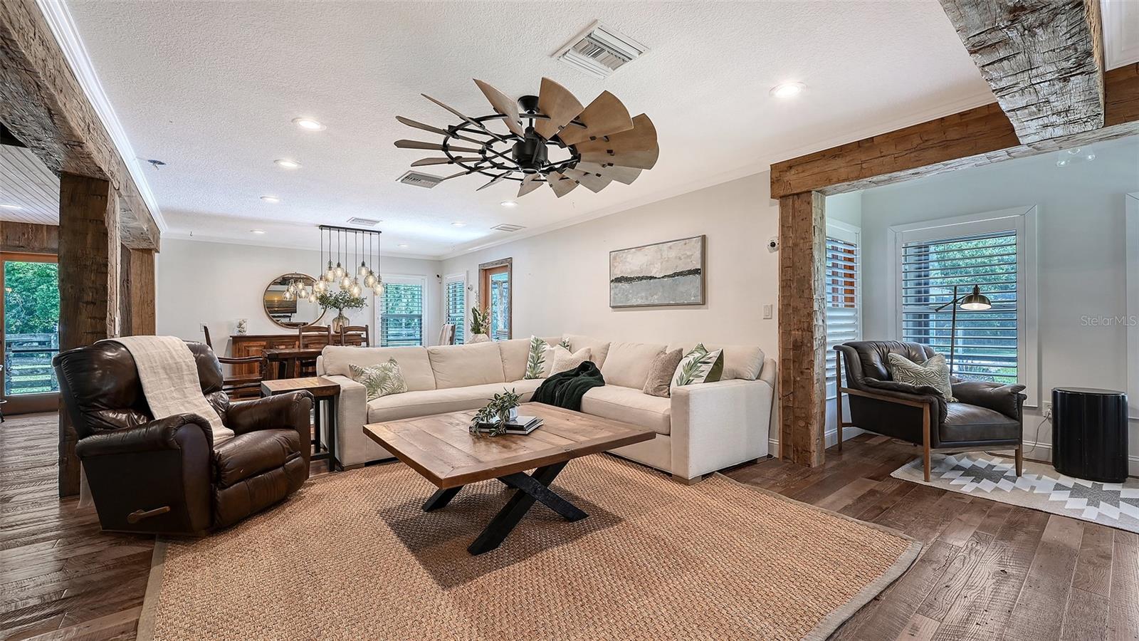 Image 10 of 93 For 6521 219th Street E