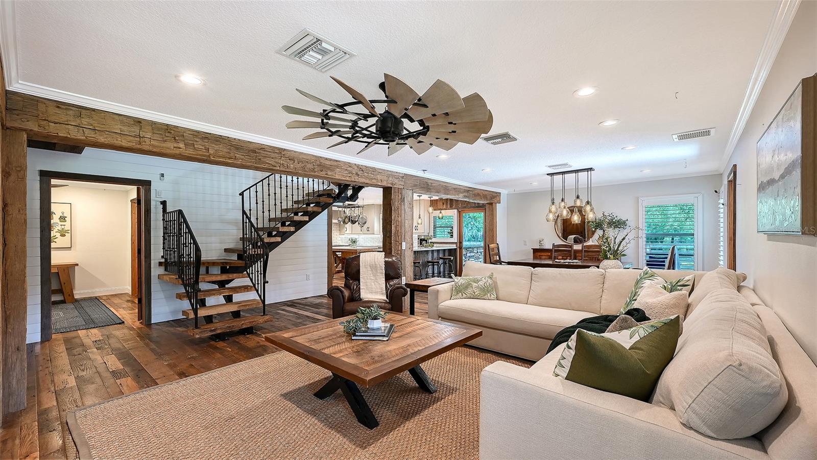 Image 11 of 93 For 6521 219th Street E