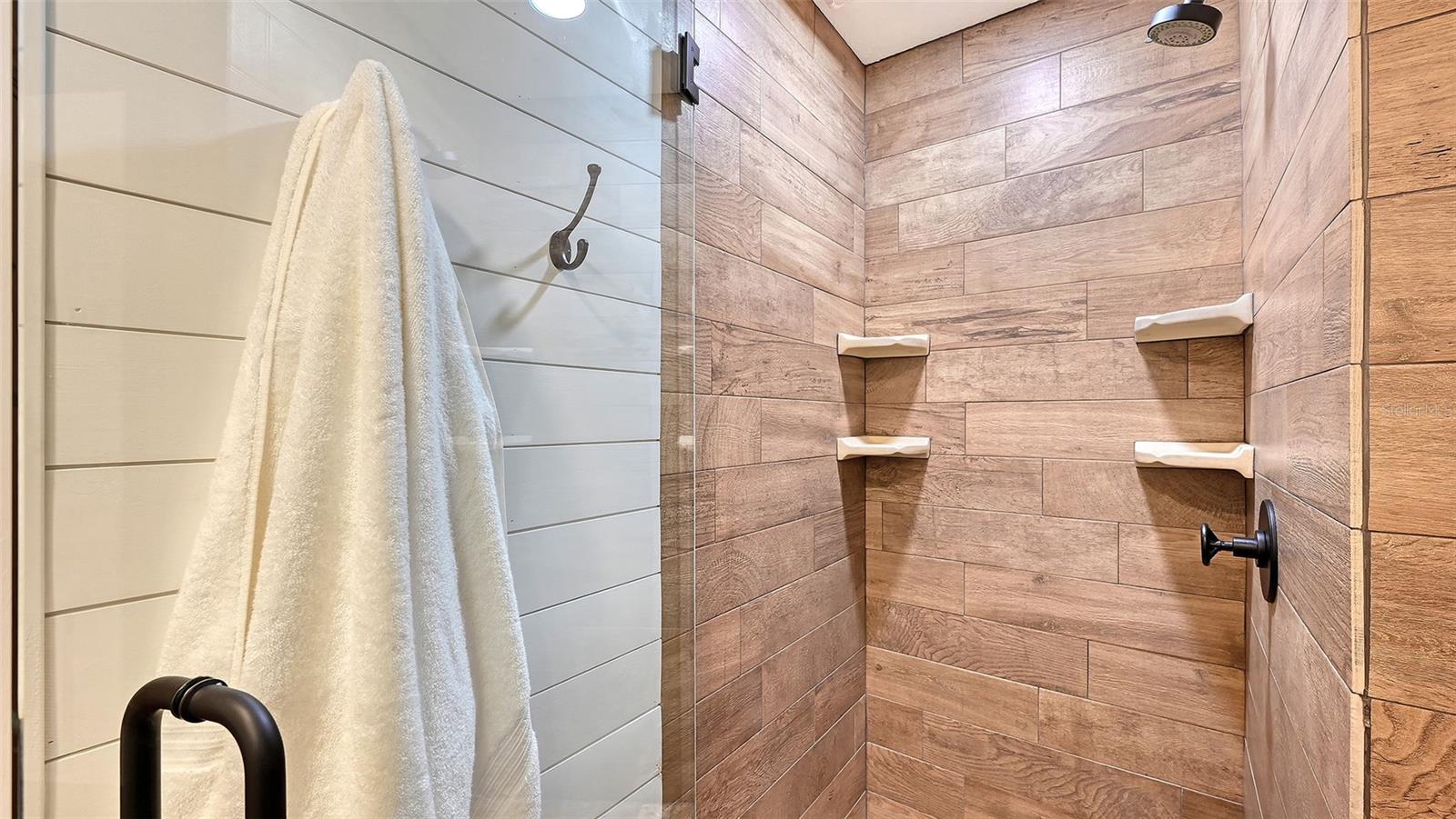 Image 28 of 93 For 6521 219th Street E