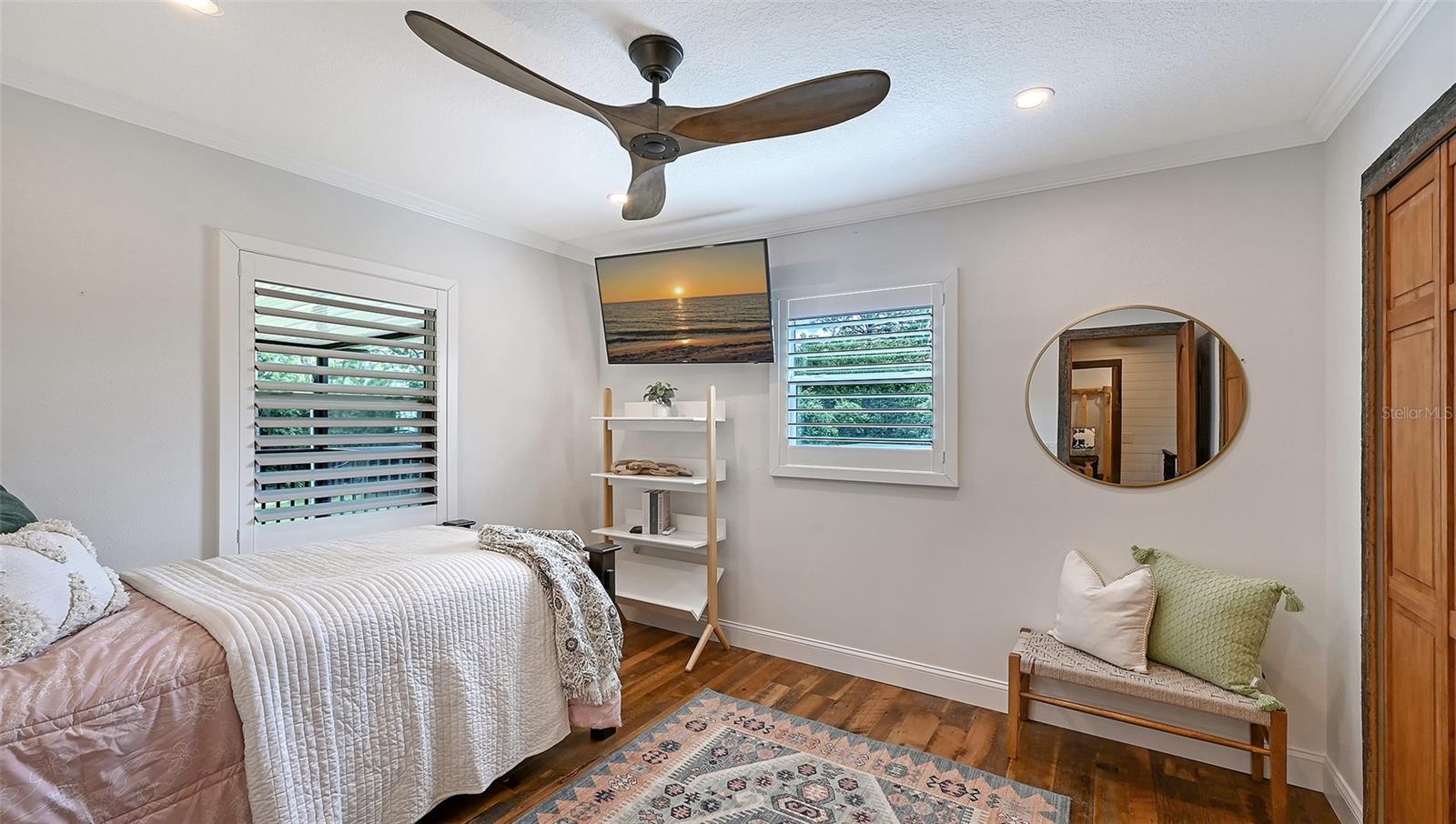 Image 38 of 93 For 6521 219th Street E