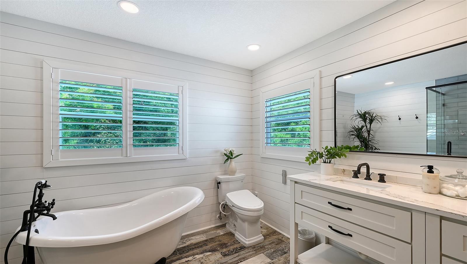 Image 47 of 93 For 6521 219th Street E