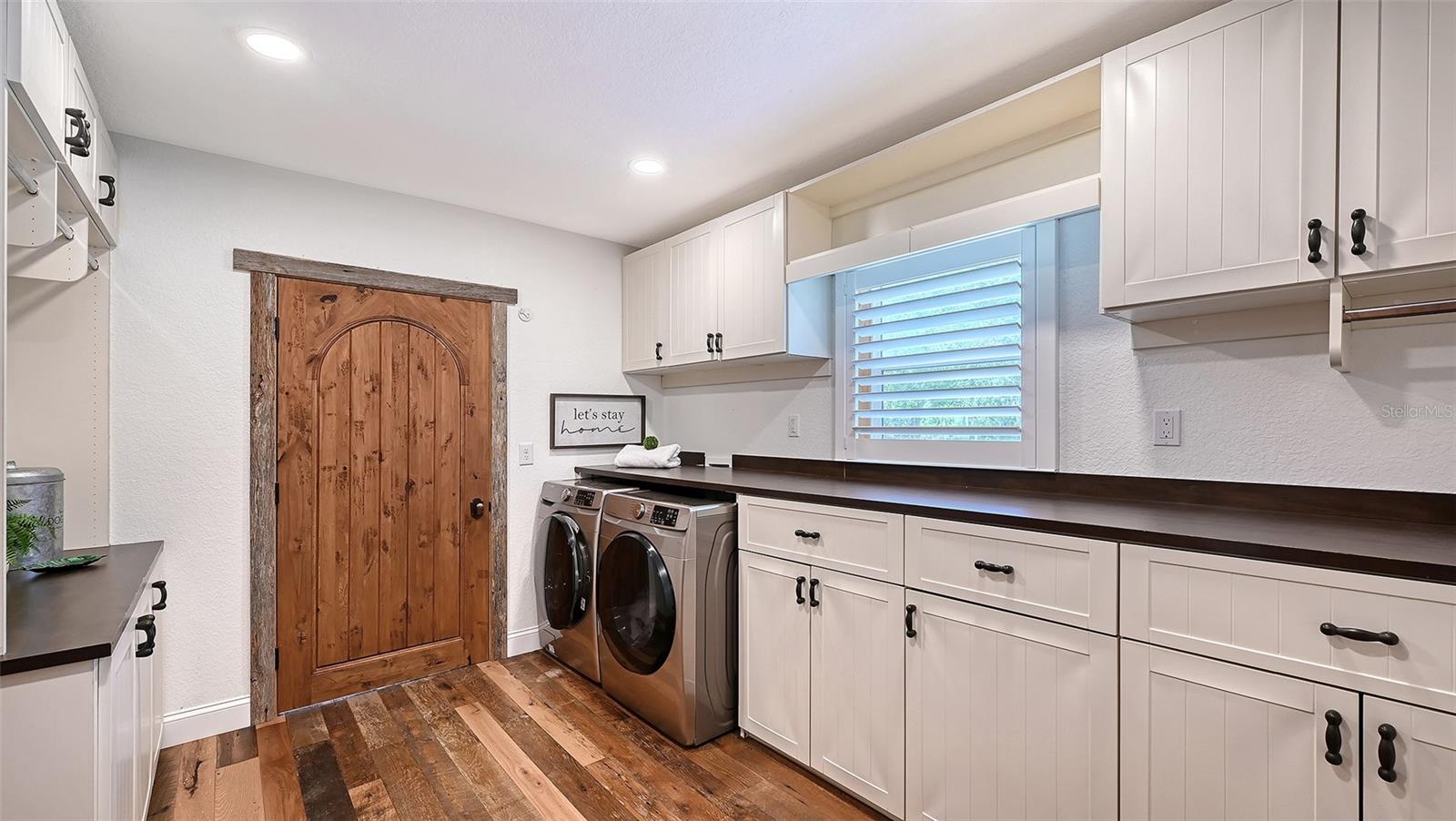 Image 76 of 93 For 6521 219th Street E