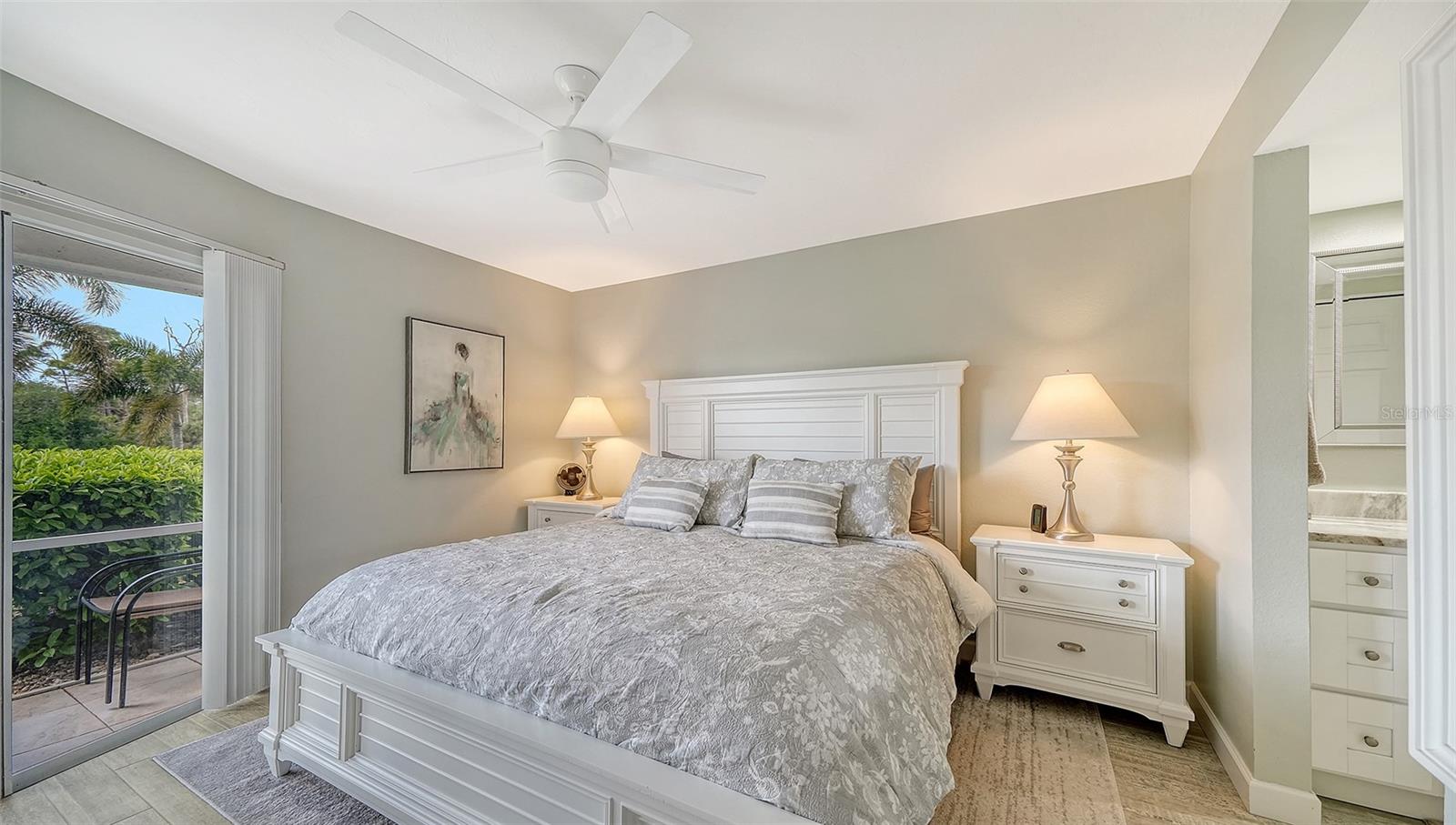 Image 16 of 49 For 9320 Clubside Circle 2106