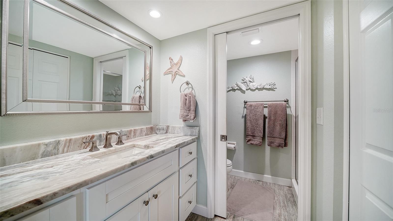 Image 18 of 49 For 9320 Clubside Circle 2106