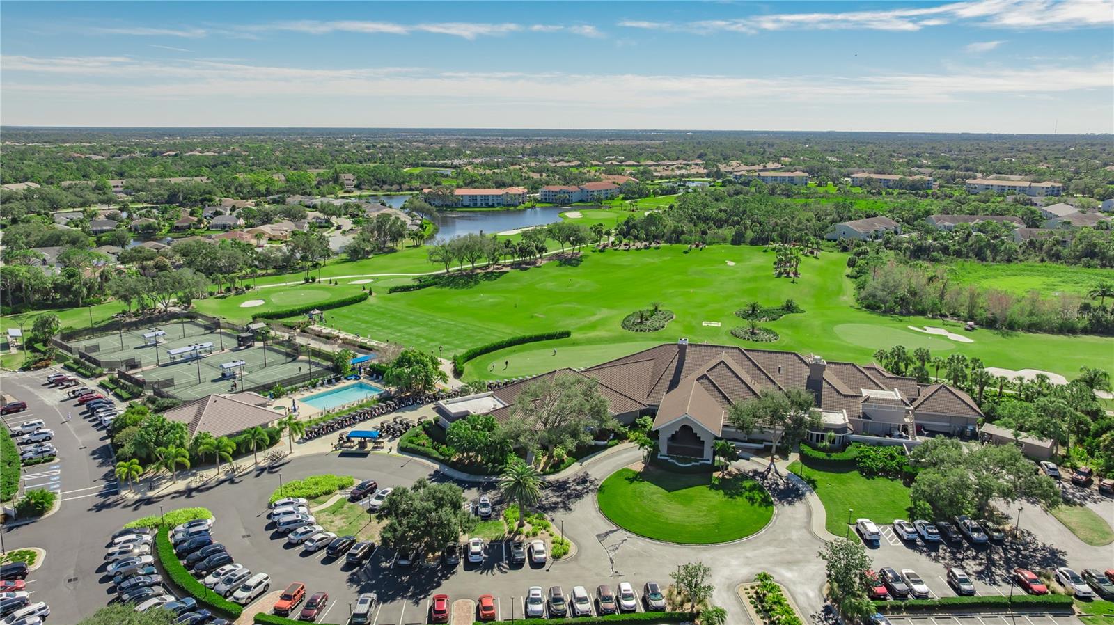 Image 29 of 49 For 9320 Clubside Circle 2106