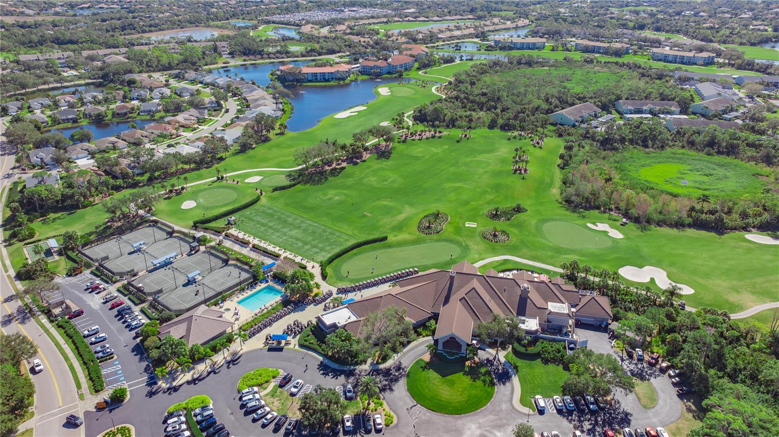 Image 30 of 49 For 9320 Clubside Circle 2106