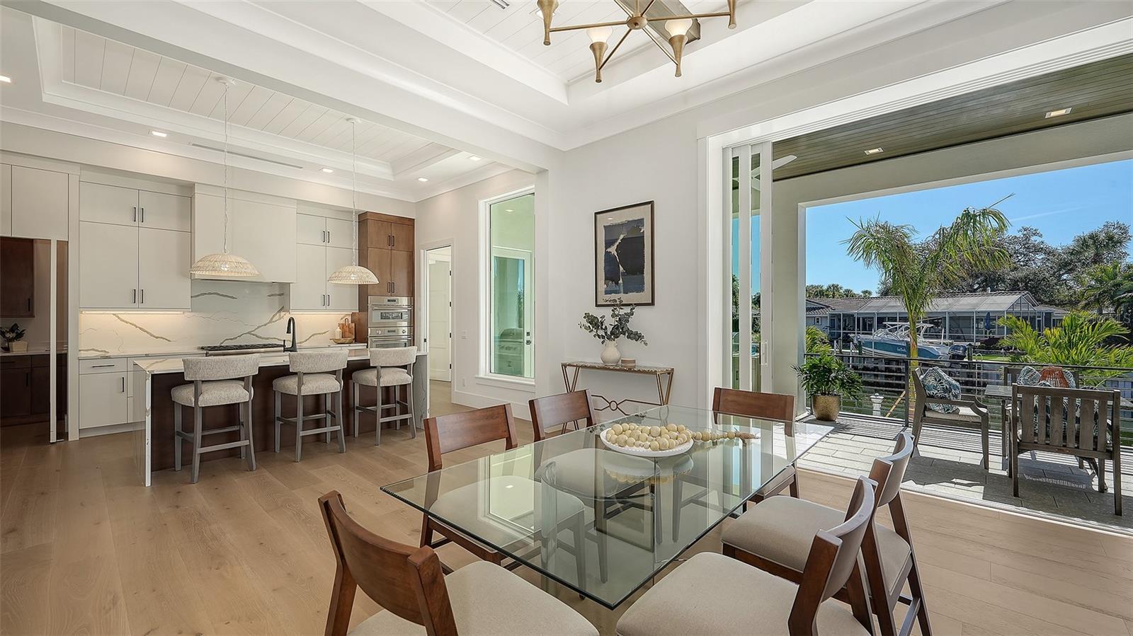 Image 12 of 92 For 558 Venice Lane