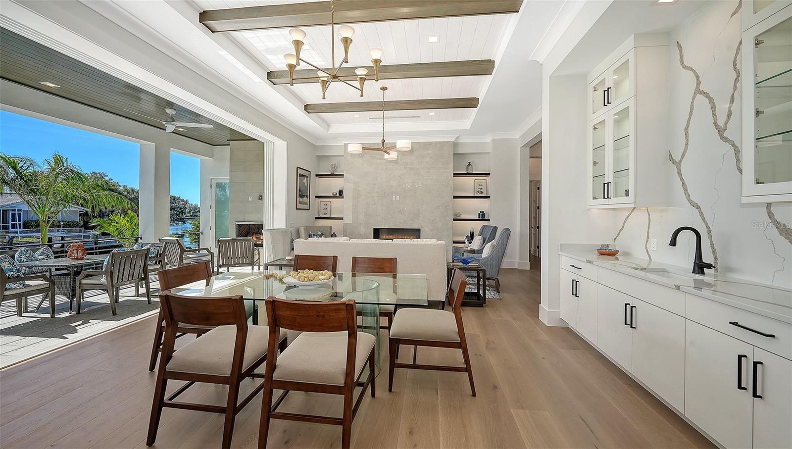 Image 13 of 92 For 558 Venice Lane