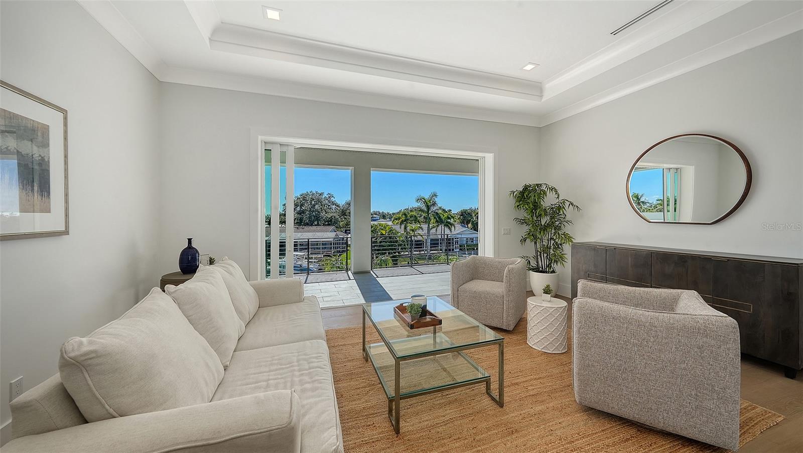 Image 43 of 92 For 558 Venice Lane