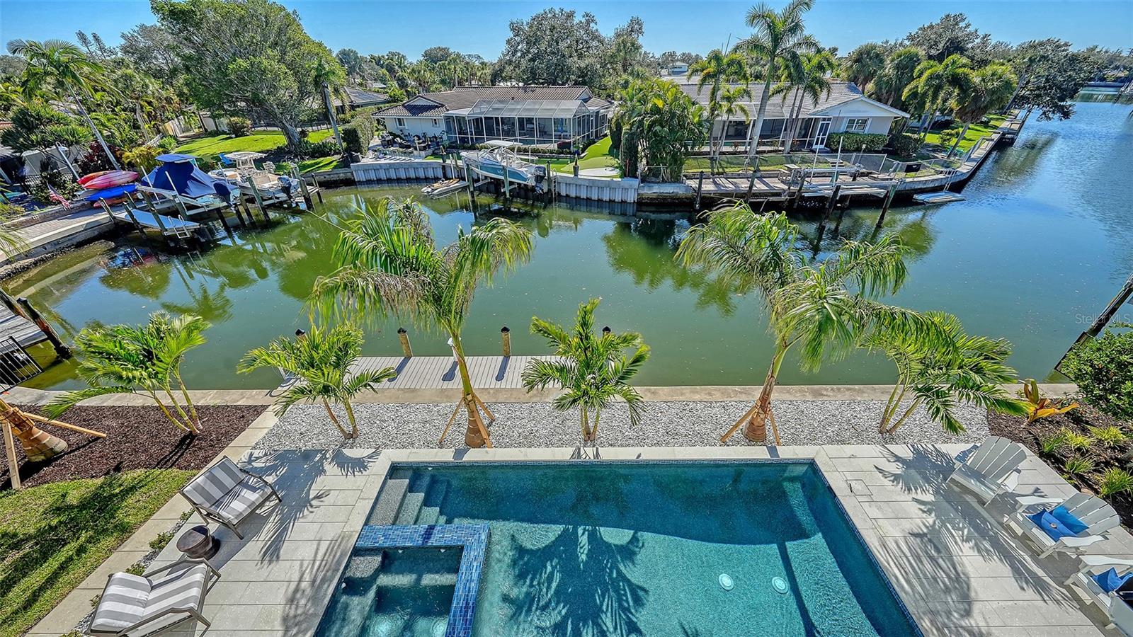 Image 48 of 92 For 558 Venice Lane