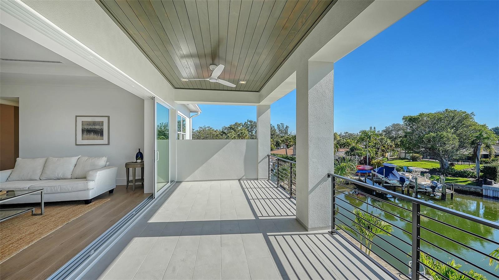 Image 49 of 92 For 558 Venice Lane