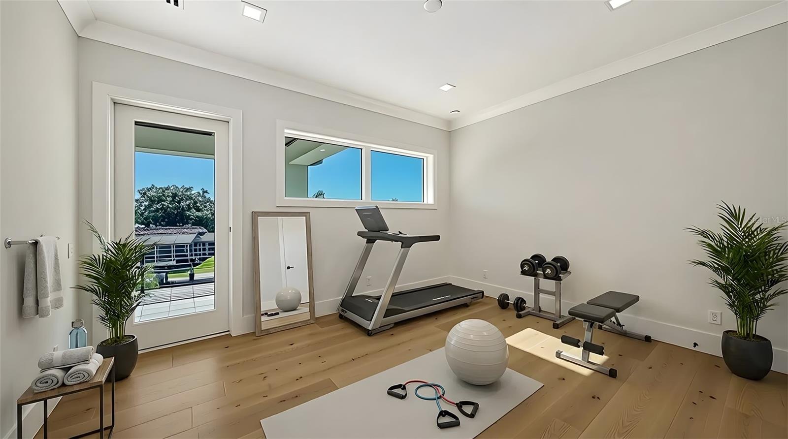 Image 53 of 92 For 558 Venice Lane