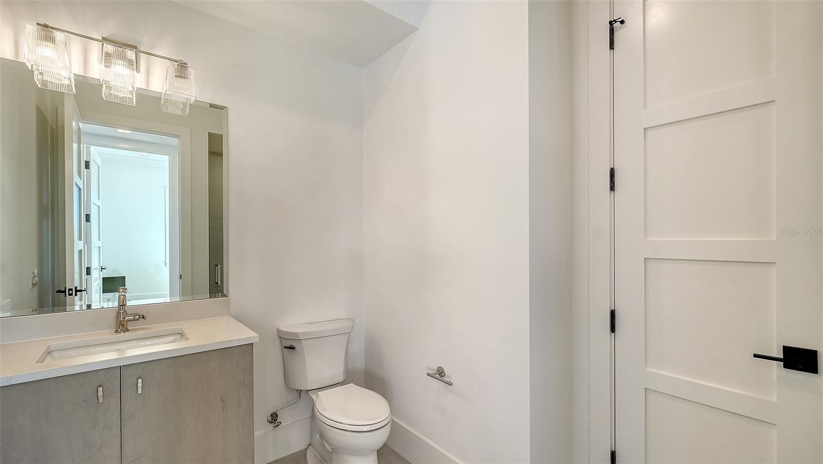 Image 57 of 92 For 558 Venice Lane