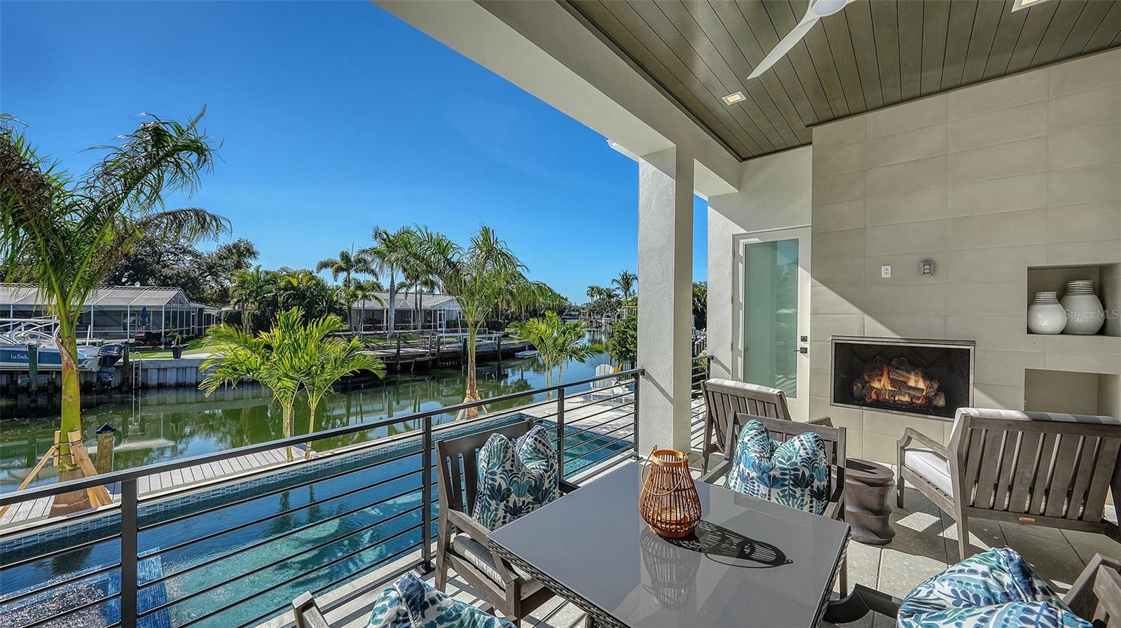 Image 64 of 92 For 558 Venice Lane