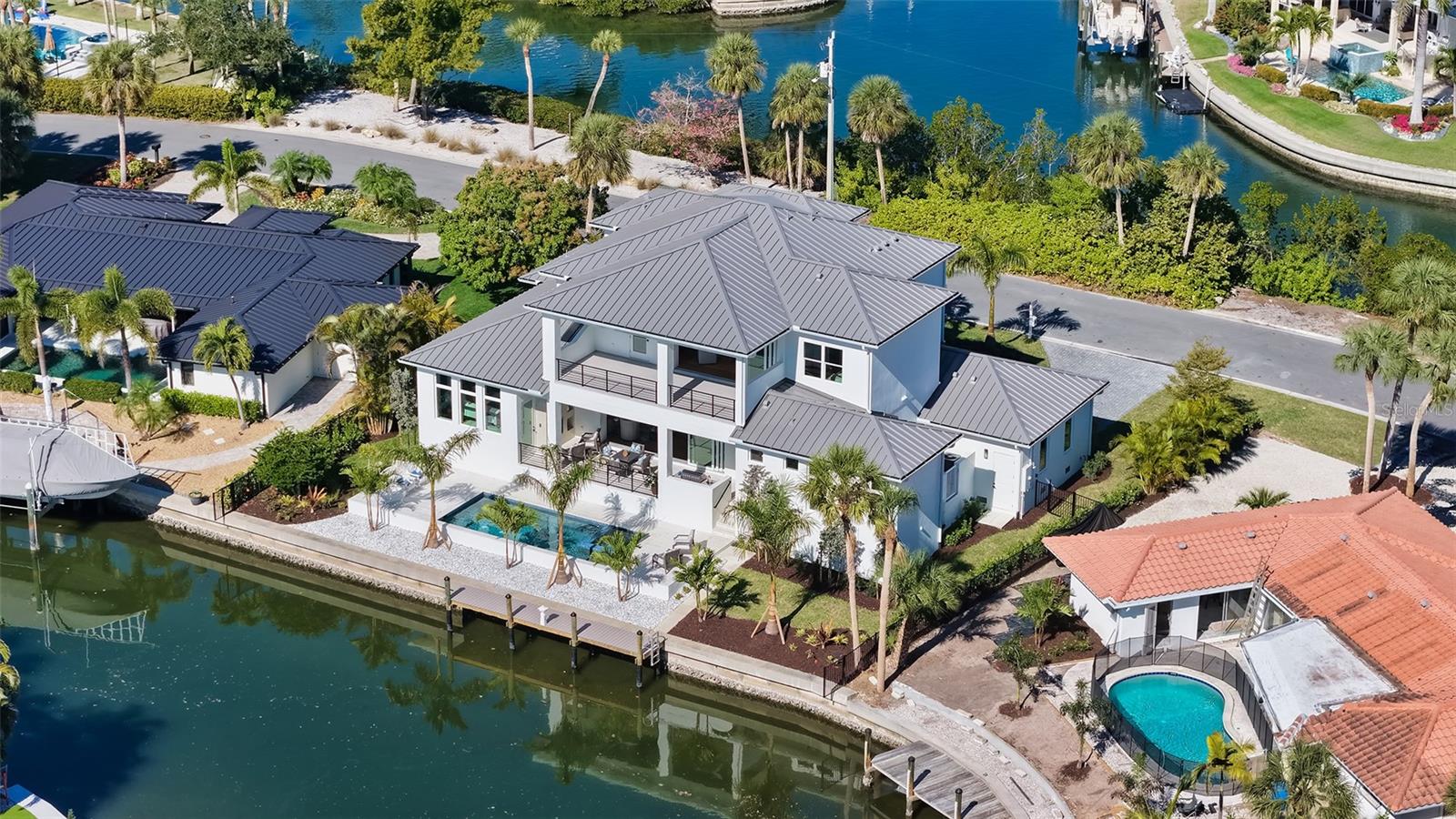 Image 84 of 92 For 558 Venice Lane