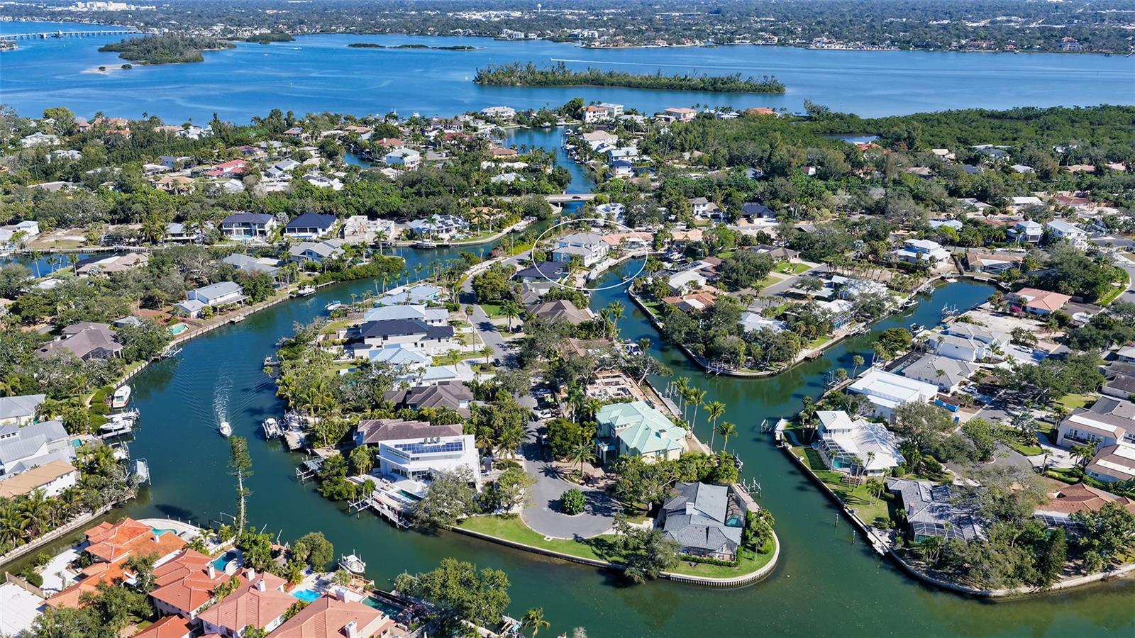 Image 85 of 92 For 558 Venice Lane