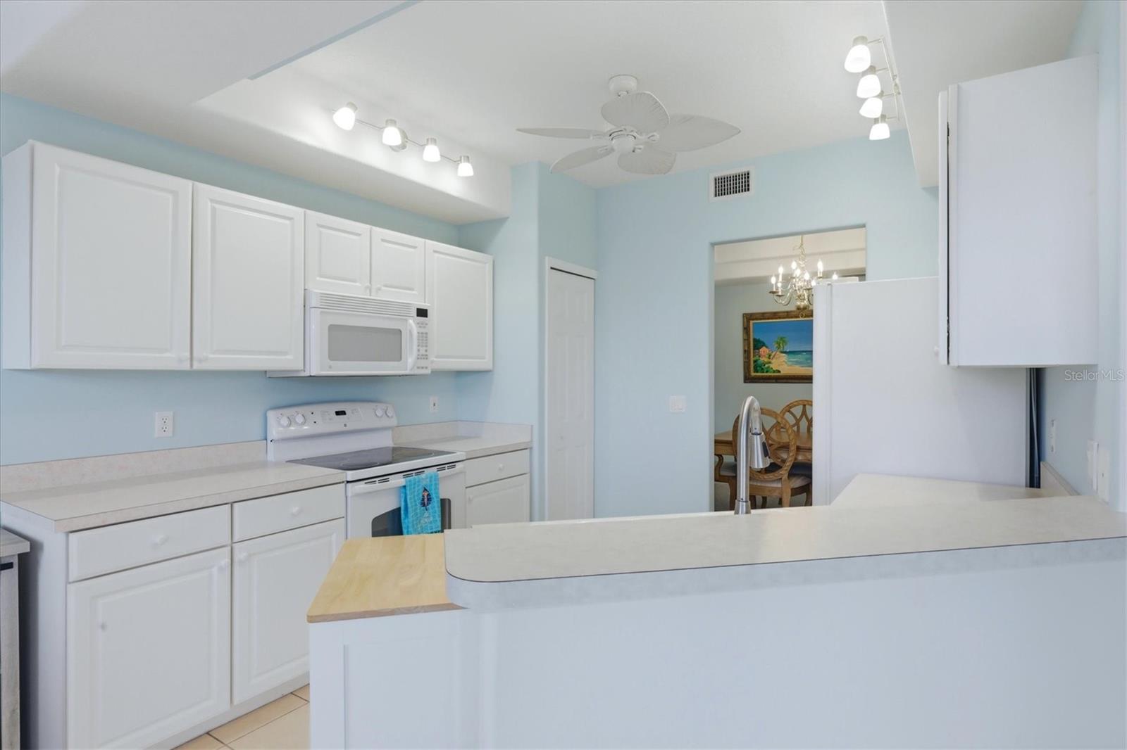 Image 19 of 93 For 4478 Streamside Court 1506