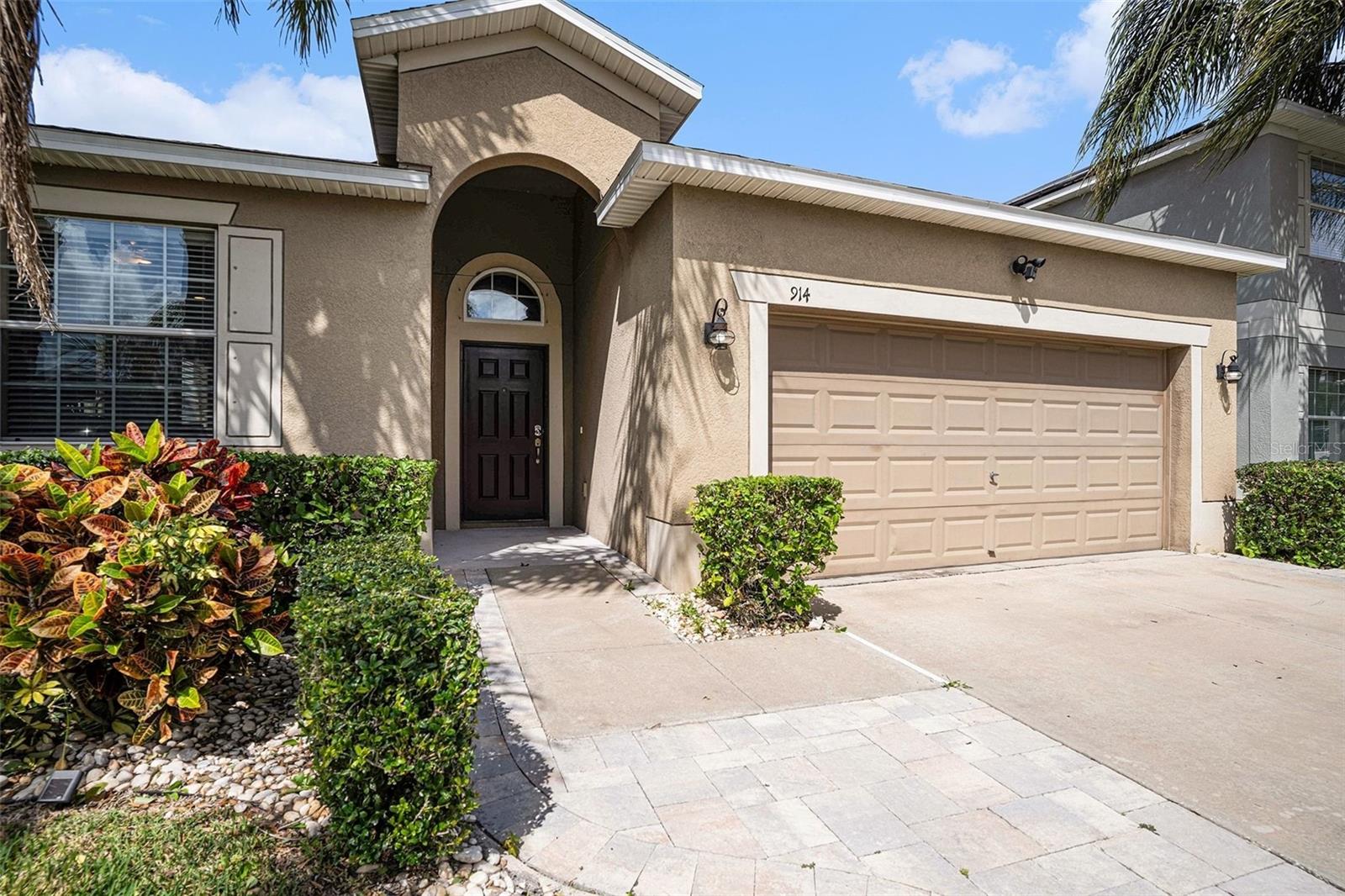 Image 5 of 25 For 914 Peregrine Hill Place