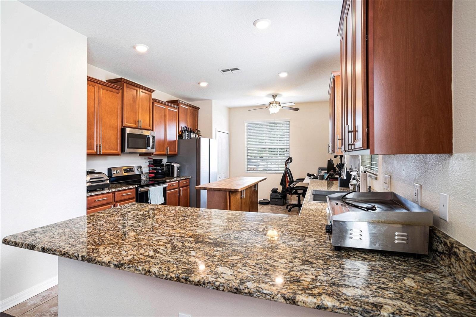 Image 9 of 25 For 914 Peregrine Hill Place